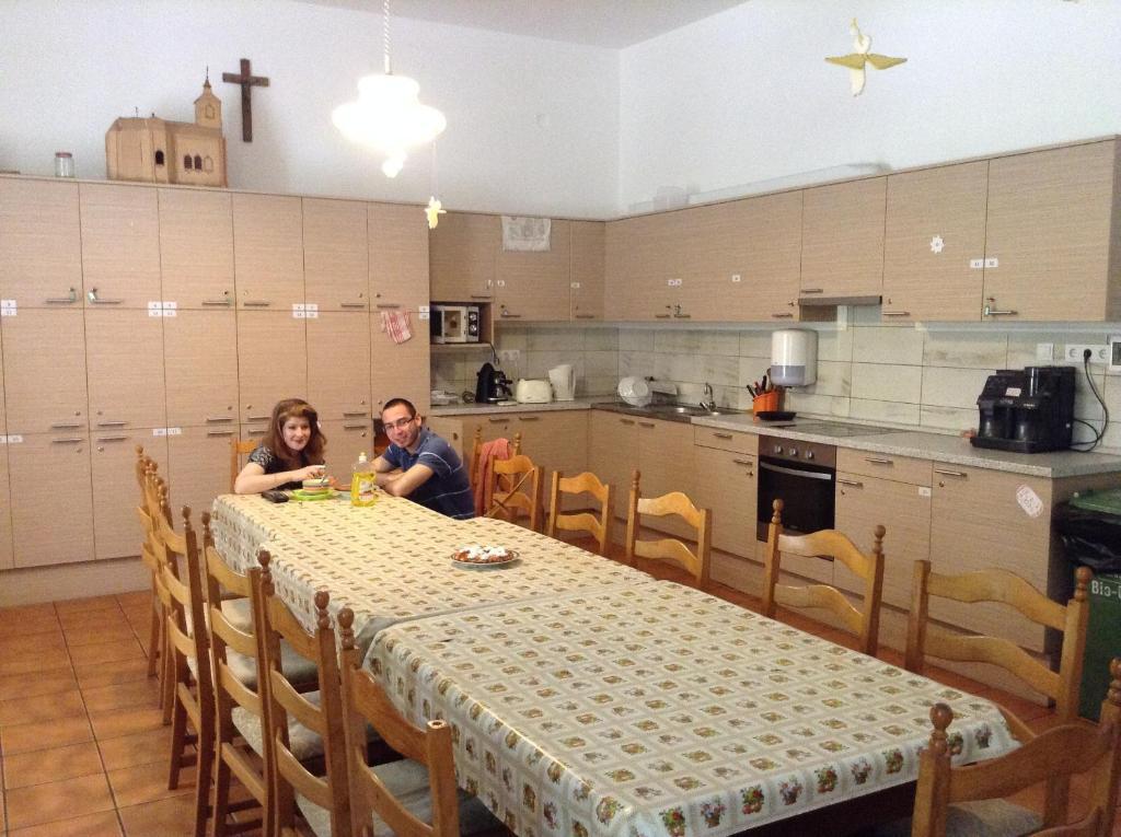 הוסטל סגד Romzsa Todor Kollegium מראה חיצוני תמונה
